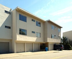 30 Gardenside Dr in San Francisco, CA - Building Photo