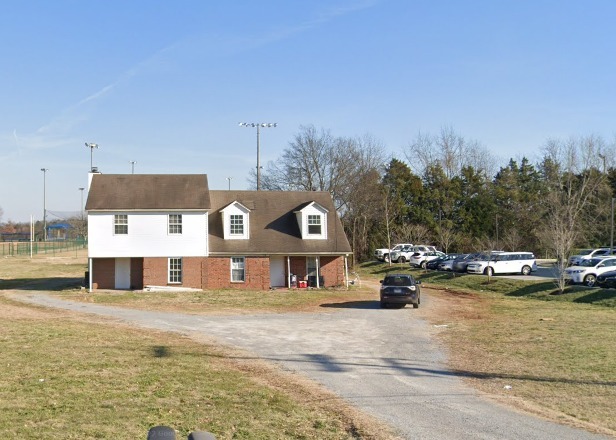 2220 Memorial Blvd in Murfreesboro, TN - Building Photo