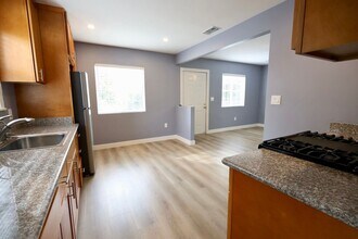 32192 Russell Blvd in Winters, CA - Building Photo - Building Photo