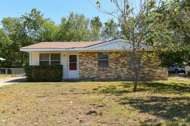 6507 Oriole Cir in Greenville, TX - Building Photo - Building Photo