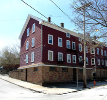 128 Sayles St Apartments