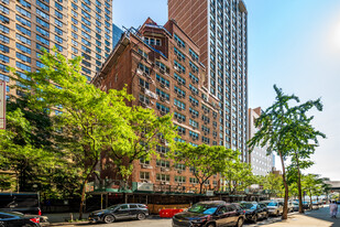 321 E 45th St Apartamentos