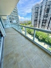 2451 Brickell Ave in Miami, FL - Building Photo - Building Photo