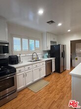 12211 Huston St in Los Angeles, CA - Building Photo - Building Photo