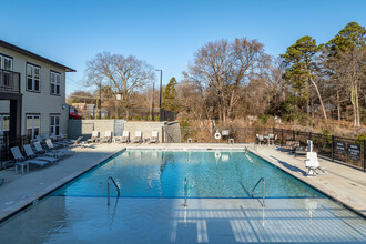 The Henry in Charlotte, NC - Building Photo - Building Photo