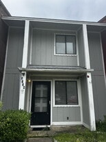 5126 Lance St in Panama City, FL - Building Photo