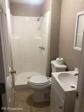509 Vermont St NE in Albuquerque, NM - Building Photo - Building Photo