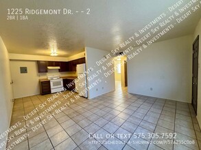 1225 Ridgemont Dr in Las Cruces, NM - Building Photo - Building Photo