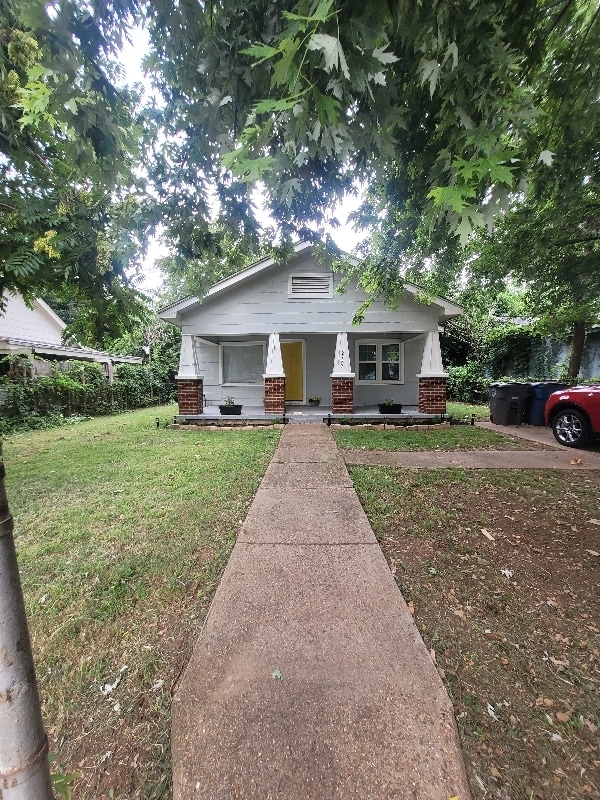 2427 S Olympia Ave
