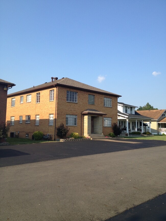 441 Dewey St, Unit 1