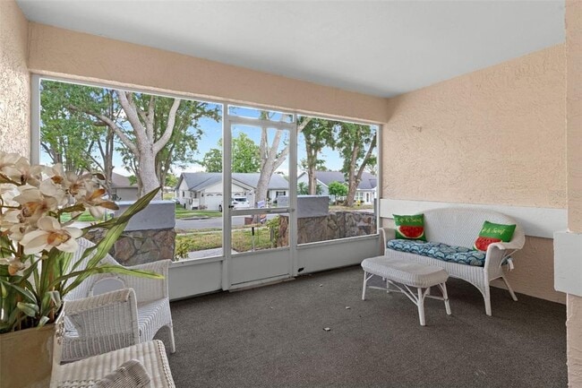 1218 Gillespie Dr N in Palm Harbor, FL - Building Photo - Building Photo