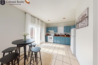 21 Highgate St in Boston, MA - Foto de edificio - Building Photo