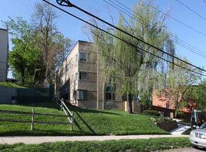 Willowbrook Condominiums in Washington, DC - Building Photo - Building Photo