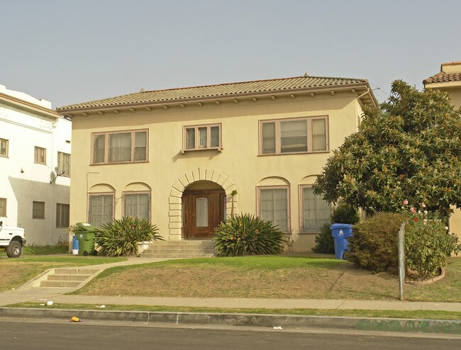 1536 S Van Ness Ave in Los Angeles, CA - Building Photo - Building Photo