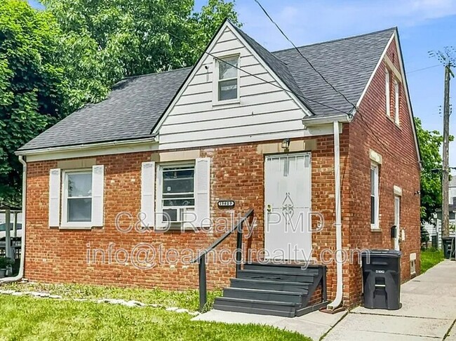 property at 19609 Cherokee Ave