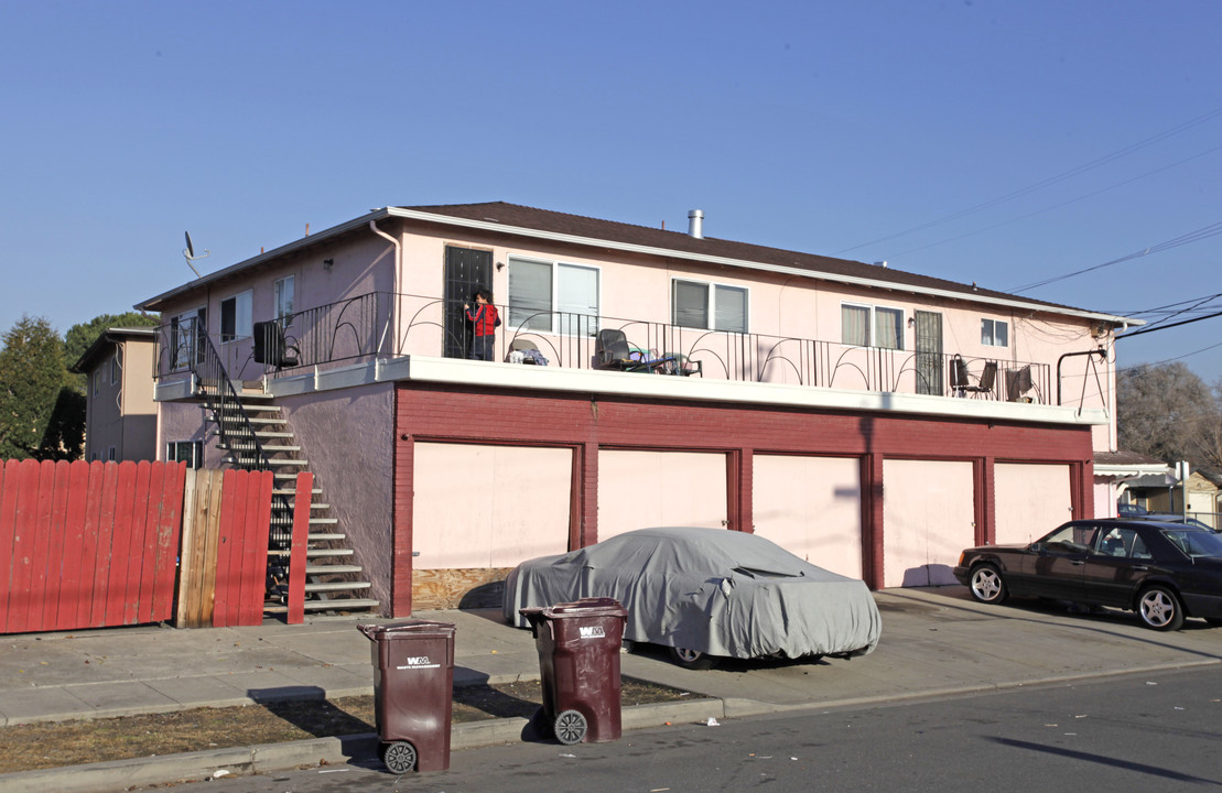 211 Shepherd Ave in Hayward, CA - Building Photo