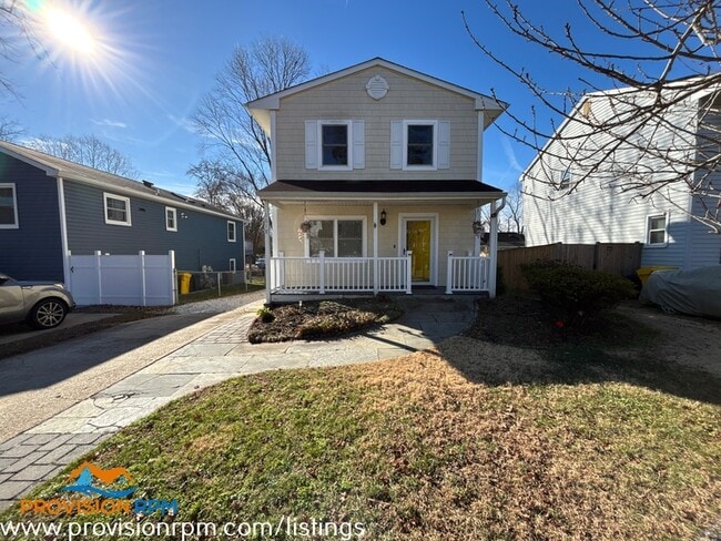 property at 1618 Bishop Rd