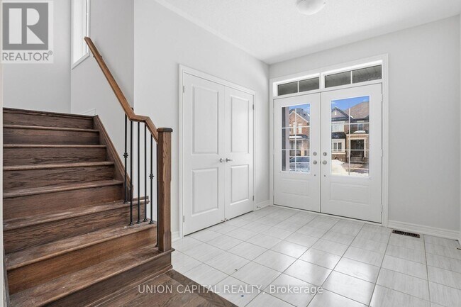 943 Larter St in Innisfil, ON - Building Photo - Building Photo