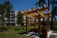 St. Giles Manor in Pinellas Park, FL - Building Photo - Building Photo