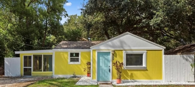 property at 808 Hart St