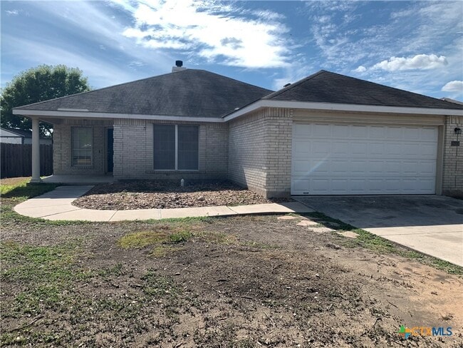 property at 2614 Dove Crossing Dr