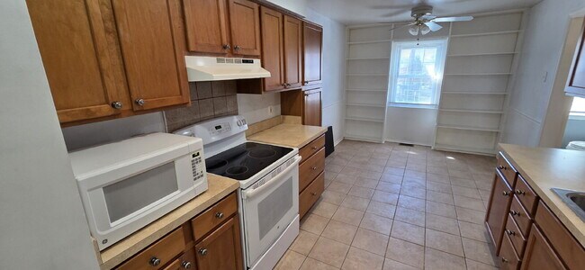 12735 Lighthouse Ln in Woodbridge, VA - Building Photo - Building Photo