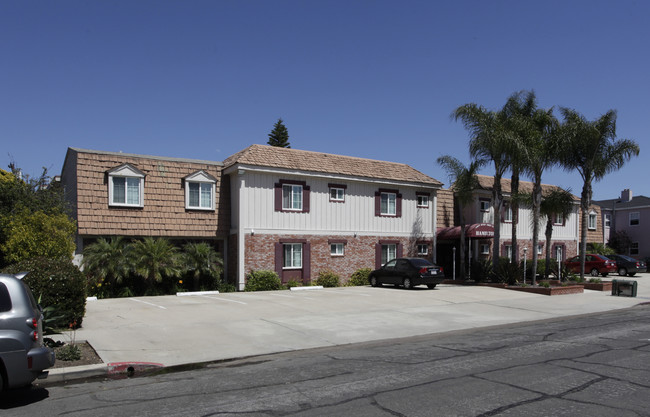 Hamilton House in San Diego, CA - Building Photo - Building Photo