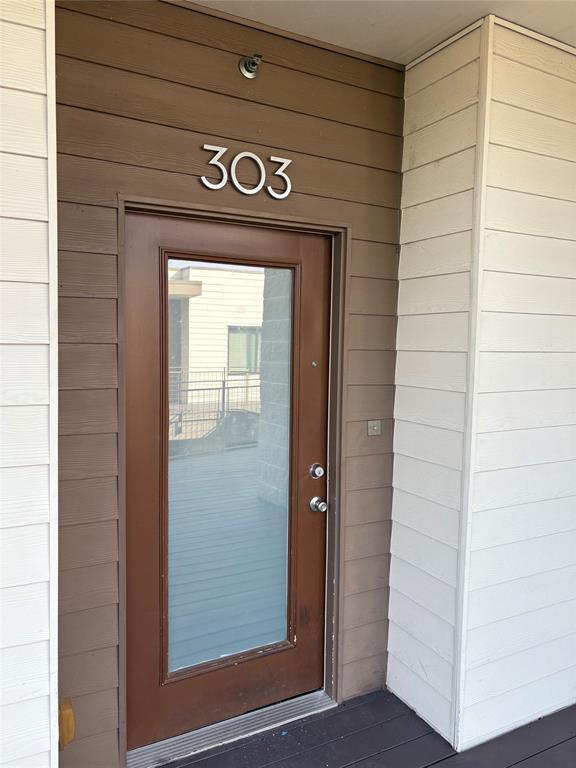 1512 Forest Trail in Austin, TX - Building Photo - Building Photo
