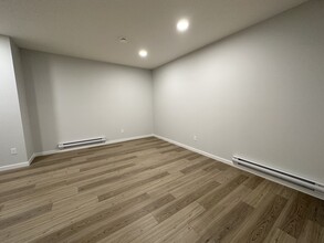 20736-20724 24 Ave NW in Edmonton, AB - Building Photo - Building Photo