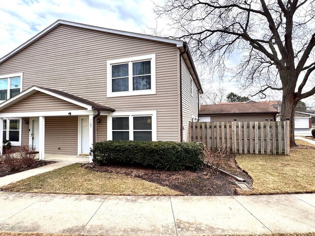 property at 1162 Foxglove Ln