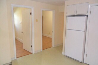 28 Spring St in Natick, MA - Building Photo - Building Photo