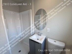 130 E Cleveland Ave in Porterville, CA - Building Photo - Building Photo