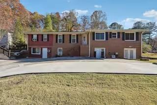 6068 Tracy Valley Dr NW in Norcross, GA - Building Photo