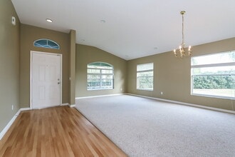 16446 Roaming Way in Odessa, FL - Building Photo - Building Photo