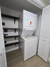 5525 Norbeck Rd, Unit Basement in Rockville, MD - Foto de edificio - Building Photo