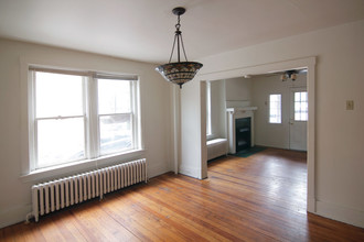 607 Mifflin Ave, Unit 1 in Pittsburgh, PA - Building Photo - Building Photo