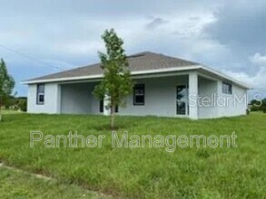 377 Biltmore St in Port Charlotte, FL - Building Photo - Building Photo