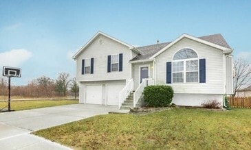 property at 419 Wildflower Ln