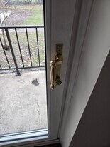 4849 Grace Rd, Unit 121 in North Olmsted, OH - Building Photo