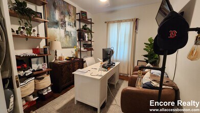 12 Nonantum St, Unit 1 in Boston, MA - Building Photo - Building Photo