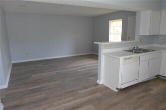 1605 Onion Creek Village Dr in Round Rock, TX - Building Photo - Building Photo