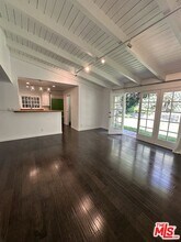 543 E Channel Rd in Santa Monica, CA - Building Photo - Building Photo