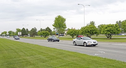 Polo Green in Sterling Heights, MI - Foto de edificio - Other