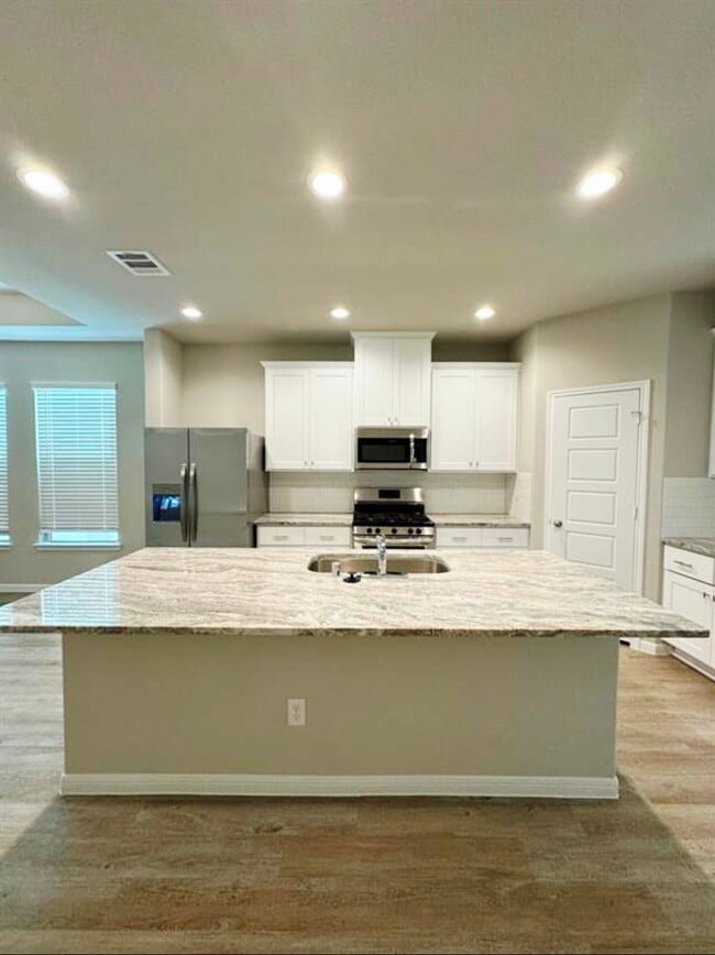 property at 504 Emerald Thicket Ln