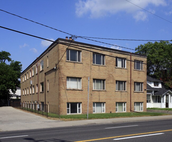 596 Jane St in Toronto, ON - Building Photo - Primary Photo