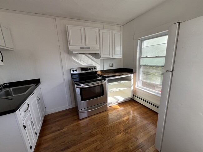 1 Cottage Row in Chelmsford, MA - Building Photo - Building Photo