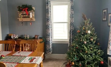 242 S Walnut St in Slatington, PA - Building Photo - Building Photo