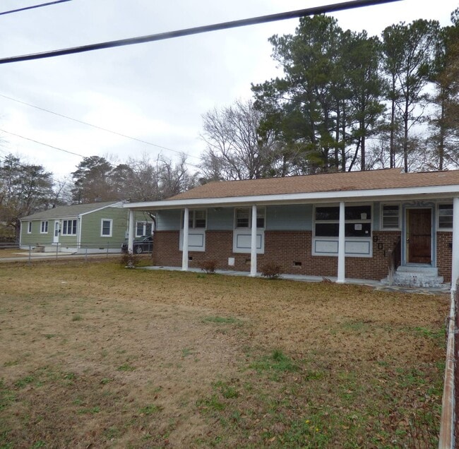 property at 901 Barn St