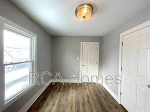 1637 Spruce St in Indianapolis, IN - Building Photo - Building Photo