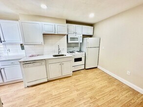 29 Charter St, Unit 4 in Boston, MA - Building Photo - Building Photo